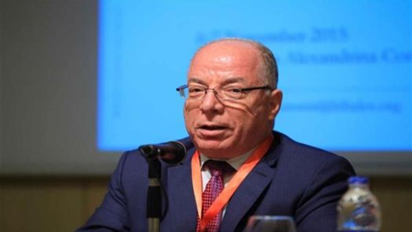 حلمي النمنم 