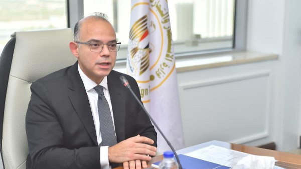 وزير الاستثمار 