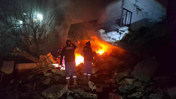 صورة من موقع الهجوم في وسط إسرائيل