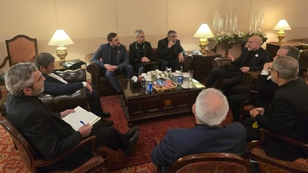 اجتماع  الوفد الإيراني و الباكستاني 