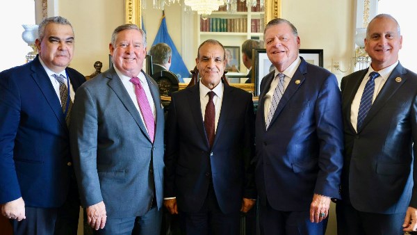 جانب من اللقاء 