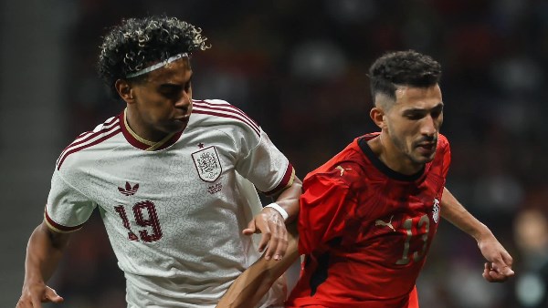 فتوح ويامين لامال