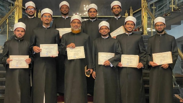 خريجو دورات  الأكاديمية