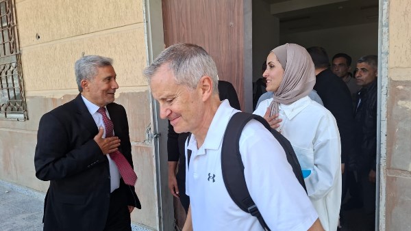 وفد اليونسيف يزور معاهد الأزهر بغزة
