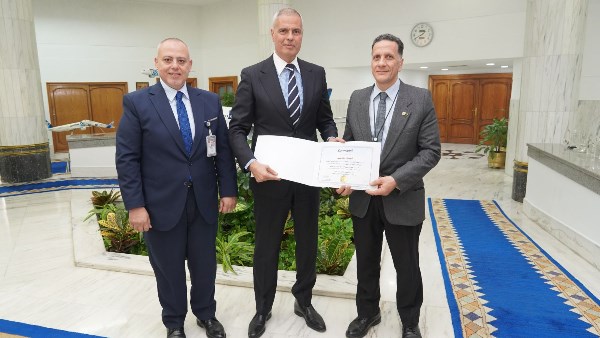 فريق مصر للطيران ينفذ تعديلات معقدة على طائرات بوينج