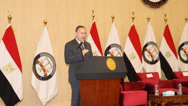 وزير التعليم العالي والبحث العلمي