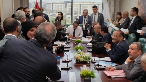  وزير الصحة والسكان