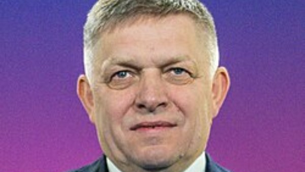 رئيس الوزراء السلوفاكي، روبرت فيتسو