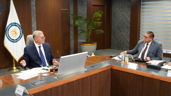 وزير البترول