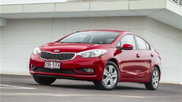 كيا سيراتو ‏