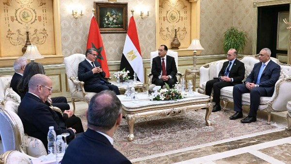 رئيس الوزراء يستقبل نظيره المغربي