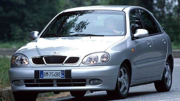 دايو لانوس موديل 2000