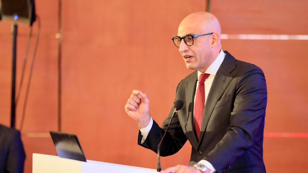 محمد عبد اللطيف وزير التربية والتعليم 