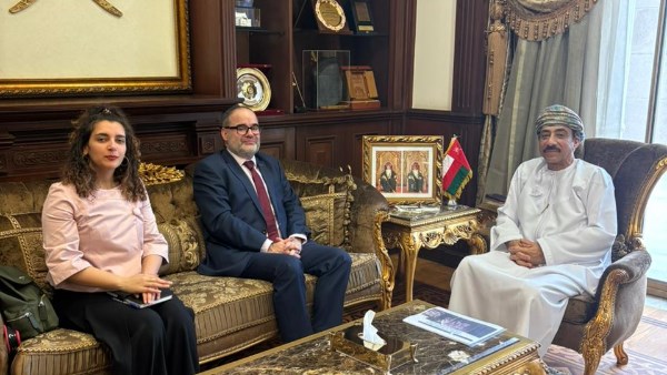 السفير عبد الله بن ناصر الرحبي يستقبل مدير الأونروا 