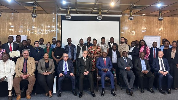 اختتام برنامج عربي في زيمبابوي لتعزيز كفاءات مهندسي