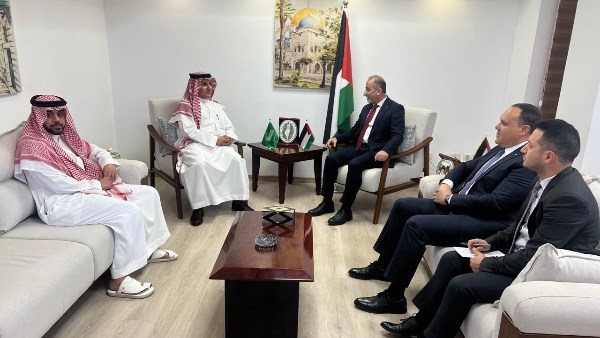لقاء فلسطيني سعودي يشيد بمواقف المملكة الداعمة للأشقاء