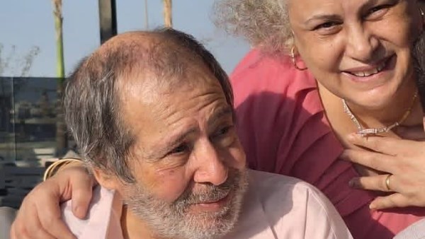 سامي عبد الحليم وزوجته 