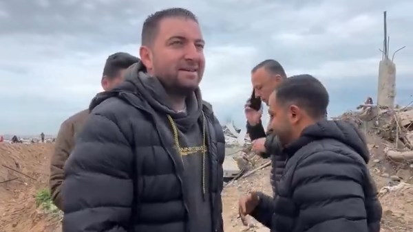 وشاح وانس الشريف