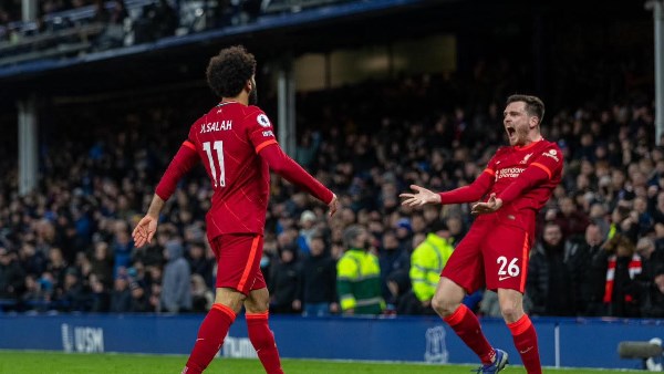 صلاح وأندرو روبرتسون