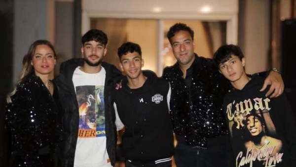 ميدو واسرته