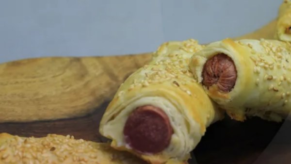 طريقة عمل فطائر الهوت دوج..بأسهل الخطوات