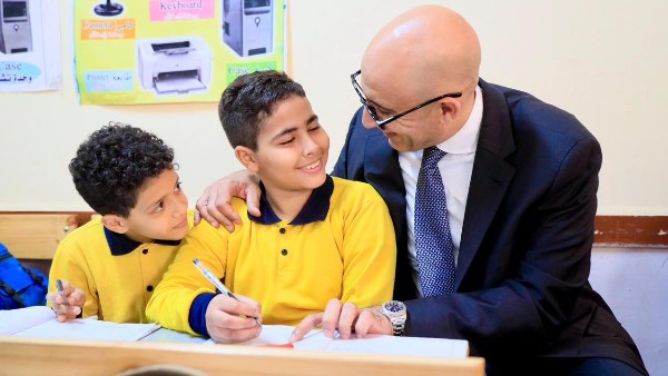 جولة وزير التربية والتعليم اليوم