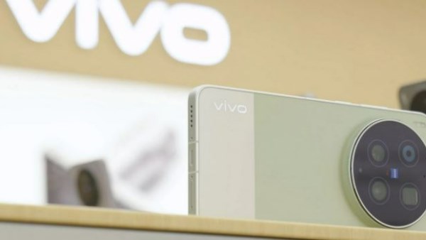 هاتف vivo X300 Ultra 