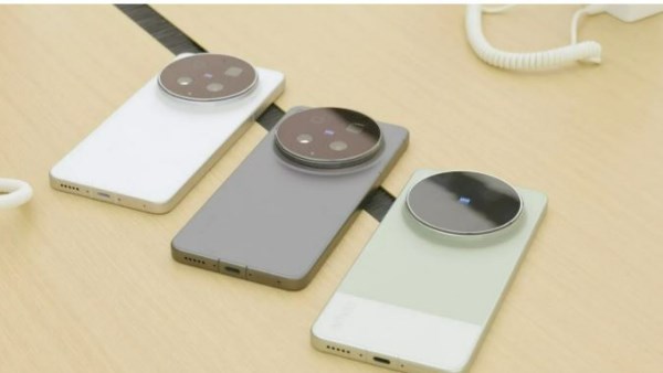  هاتف Vivo X300 Ultra 