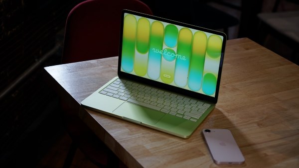 جهاز MacBook Neo