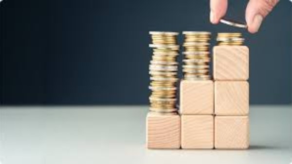 طريقة توفر فلوسك كل شهر بسهولة بدون حرمان أو ضغط 