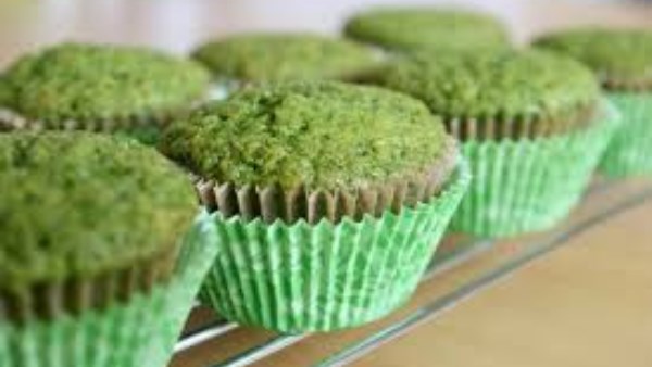 طريقة عمل كب كيك السبانخ والتورتيلا  