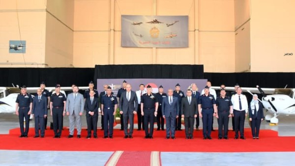 القوات الجوية تسلم طائرتين للأكاديمية المصرية لعلوم الطيران بعد رفع كفائتهما
