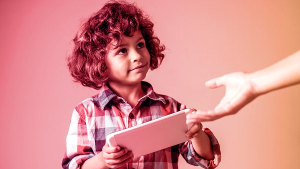 بعد مطلب برلمانى ..كيف تحمى طفلك من المواقع الاباحية من إعدادات الراوتر ؟