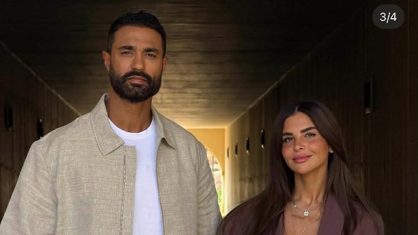 زوجة كريم فهمى تتألق بإطلالة ملفتة 