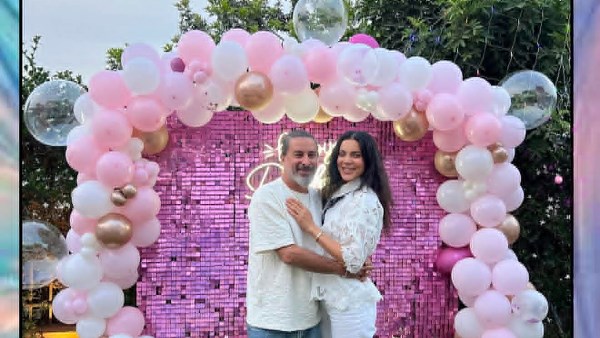  بجرافت و دانتيل.. المخرج هادي الباجوري يحتفل بعيد ميلاد زوجته 