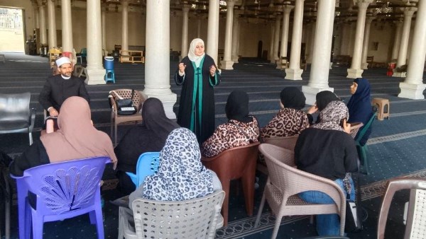 دروس دعوية وندوات توعوية تعالج قضية الانتحار وتعزز الوعي الإيماني