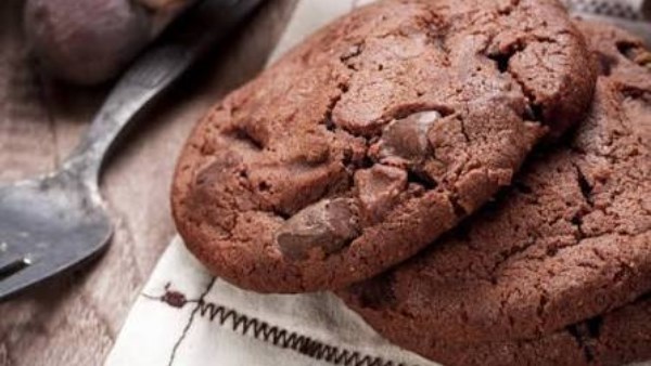 طريقة عمل كوكيز الشوكولاتة