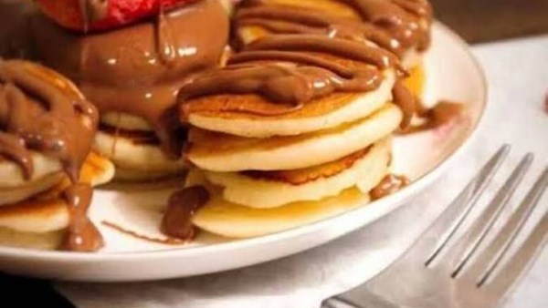 طريقة عمل بان كيك الطاسة في المنزل