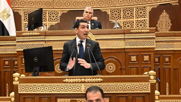 جوهر نبيل، وزير الشباب والرياضة