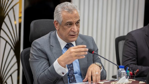 الدكتور مهندس صلاح سليمان جمبلاط وزير الدولة للإنتاج الحربي