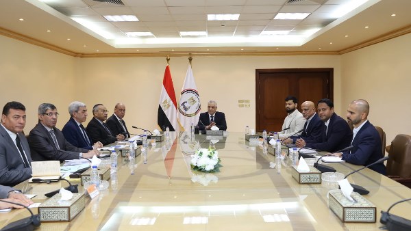 الدكتور مهندس صلاح سليمان جمبلاط، وزير الدولة للإنتاج الحربي