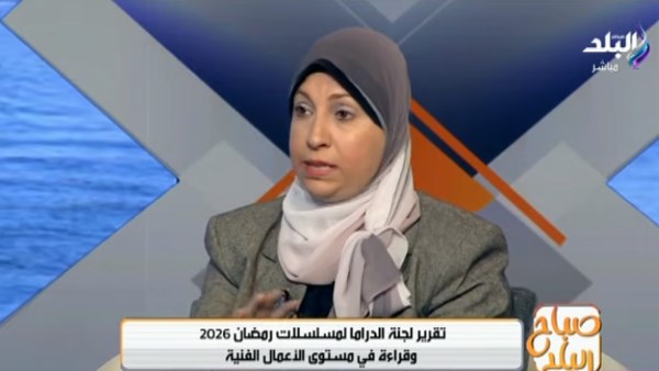 الناقدة الفنية الدكتورة نسرين عبد العزيز