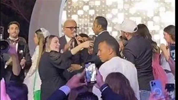 الشاب المصفوع من عمرو دياب