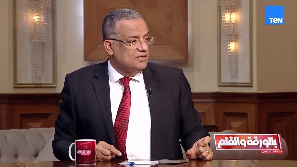 الكاتب الصحفي محمود مسلم 