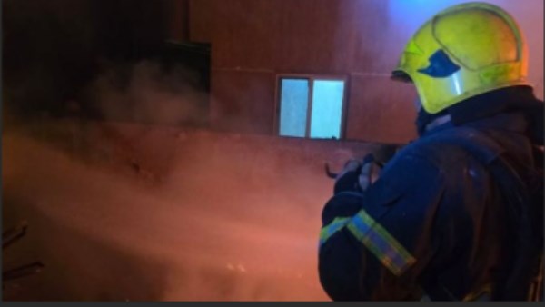 حريق الزاوية الحمراء يحصد الأرواح.. وشهود عيان: الضحايا أيتام كانوا ينفقون على أنفسهم ويجهزون لعرسهم