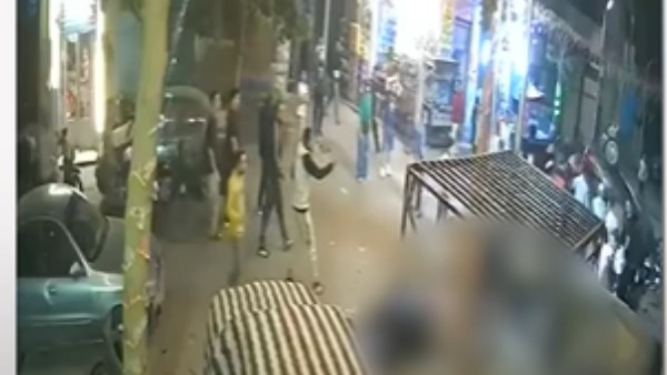 حادث مأساوي بأحد شوارع القاهرة|وشهود عيان: الناس بتقول السائق كان سكران