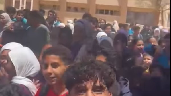  زحام وفوضى بمدرسة الدرديري للغات عقب زيارة وفد ياباني