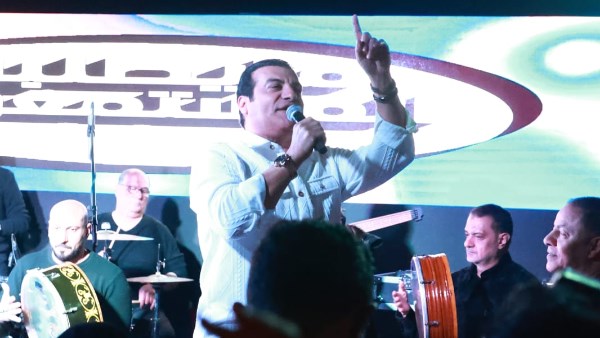 المطرب إيهاب توفيق