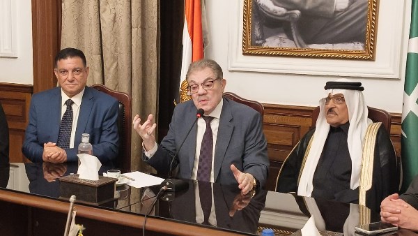 البدوي يلتقي رموز سيناء ورموز القبائل العربية في حزب الوفد