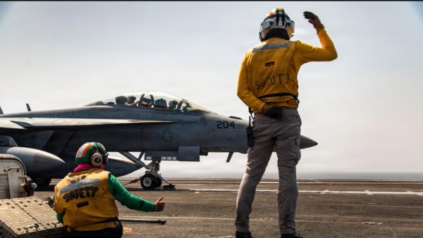 إنقاذ الطيار الأمريكي 